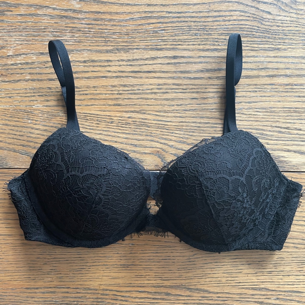 Victoria’s Secret Dream Angels Lace Push Up Bra NWOT
